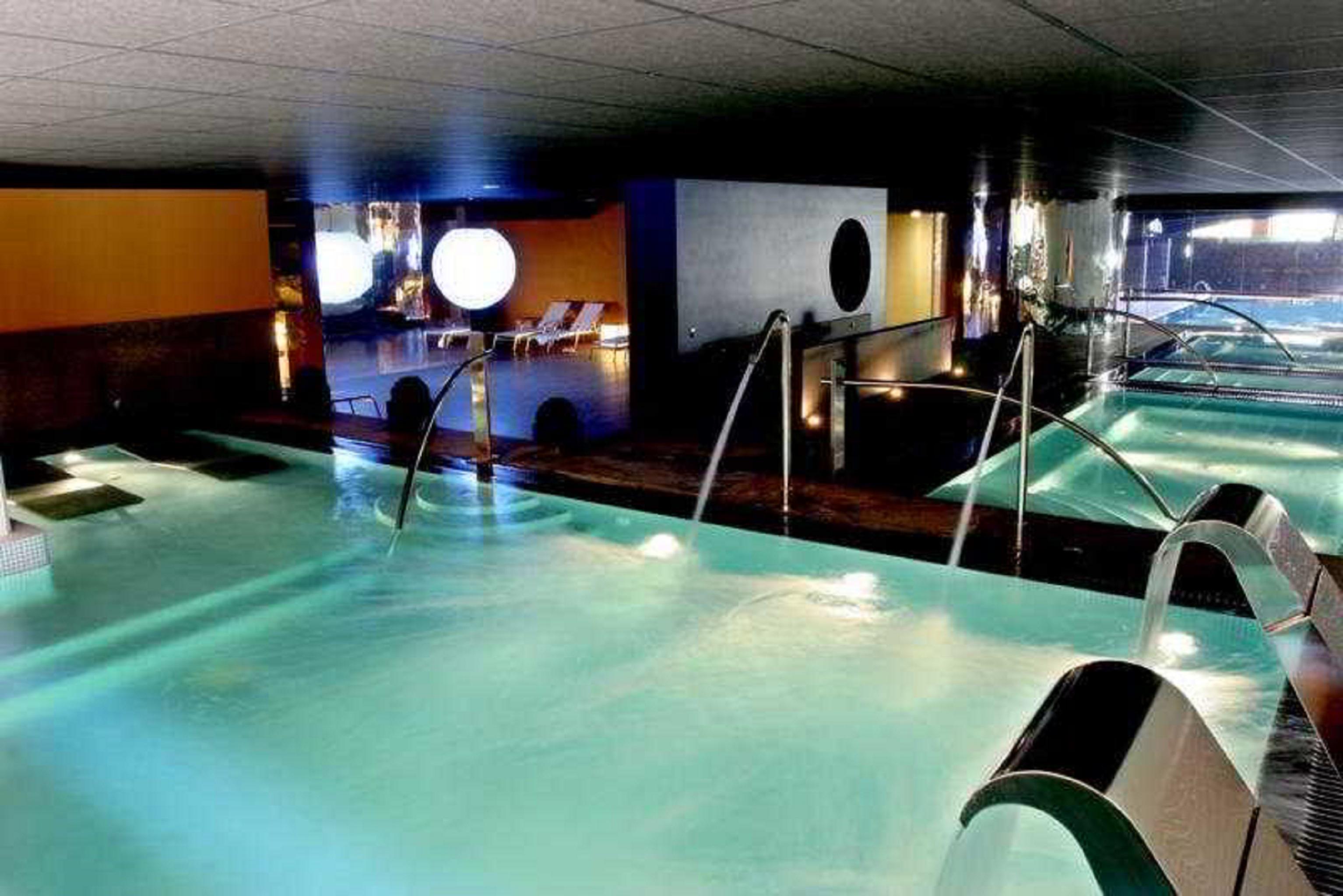 Montanyà Hotel&Lodge Seva Instalações foto